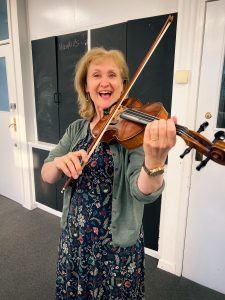 Harmony Valley-132 Sylvia playing violin