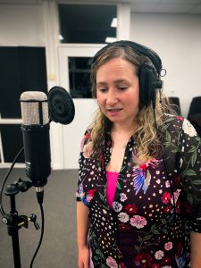 Harmony Valley-250 AJ sings